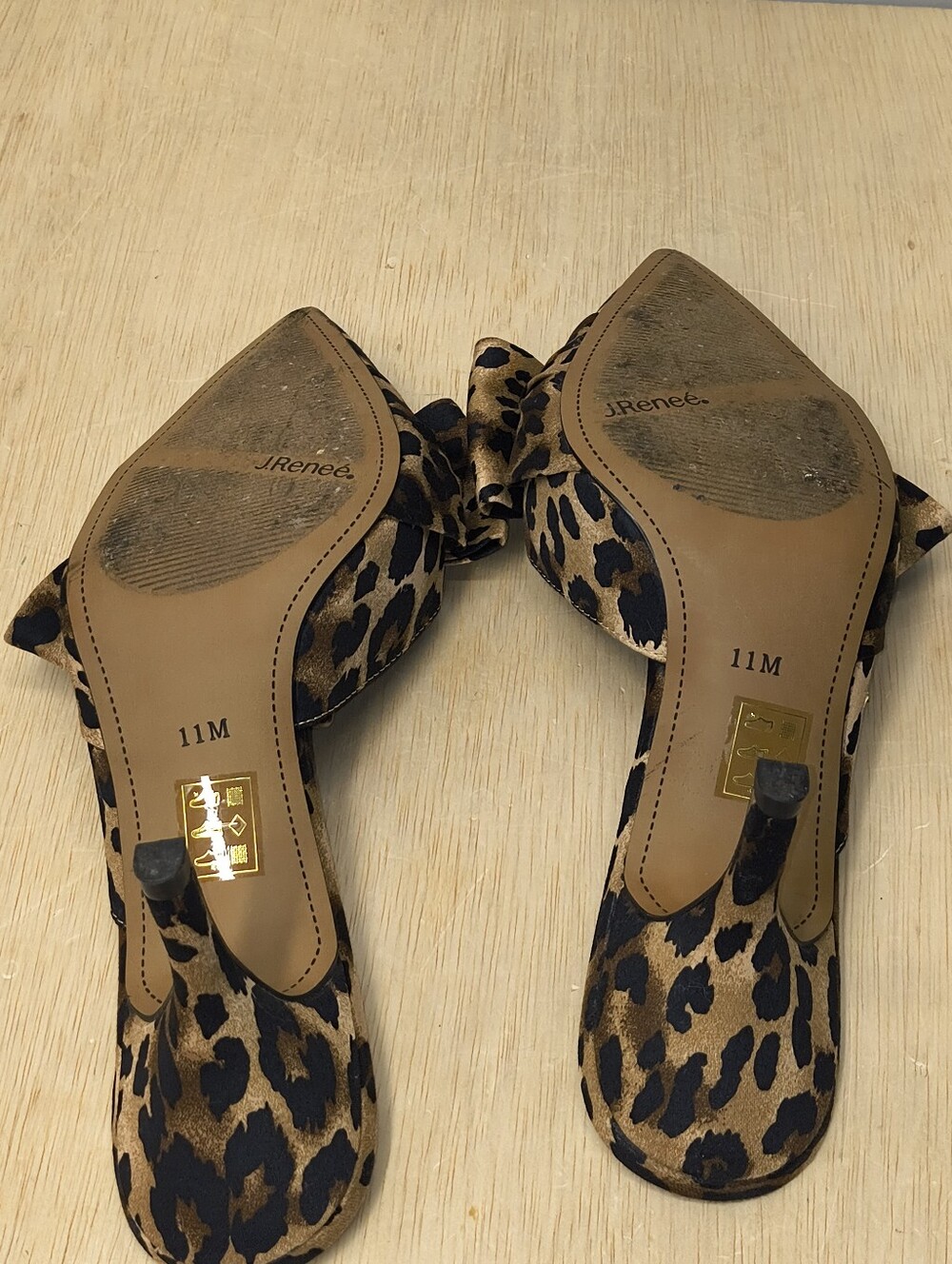 J. Renee Elonna Leopard Print Bow Pointed Toe Kitten Heels Mules Size 11M - Picture 6 of 7